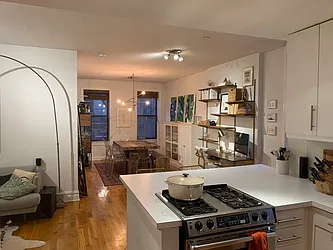 Rented by Living New York