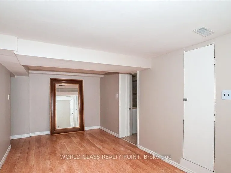 1 McIntosh St — Photo 20