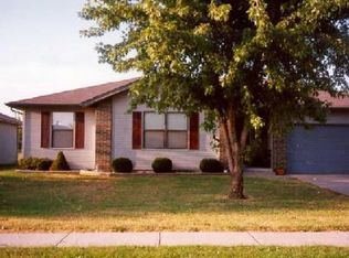 1437 W Seminole St, Springfield, MO 65807
