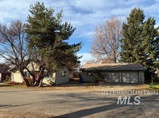 513 Loomis Ave, Melba, ID 83641