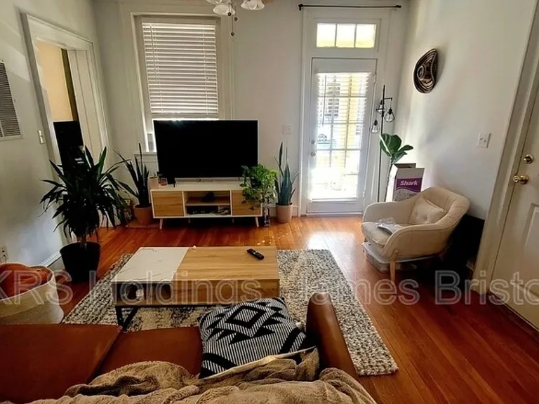 2710 Stuart Ave #8 — Photo 14