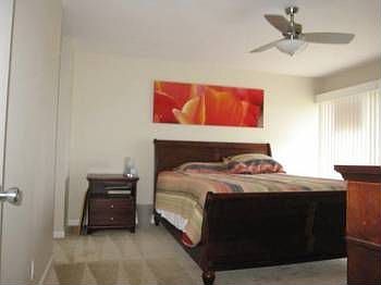 4th image of 602 E Solana Cir