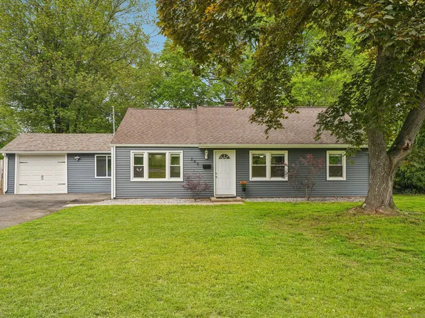 288 Robbins Avenue, Newington, CT 06111