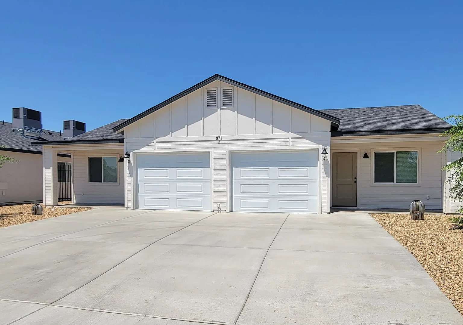 871 Baseline Dr "O" — Photo 2