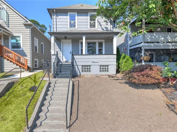 3224 Rucker Avenue, Everett, WA 98201