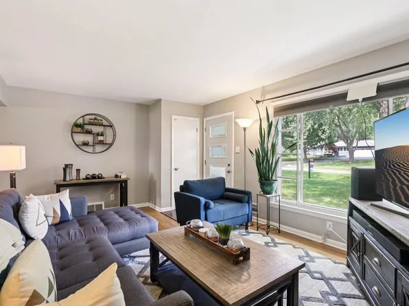W140N6628 Florence AVENUE, Menomonee Falls, WI 53051