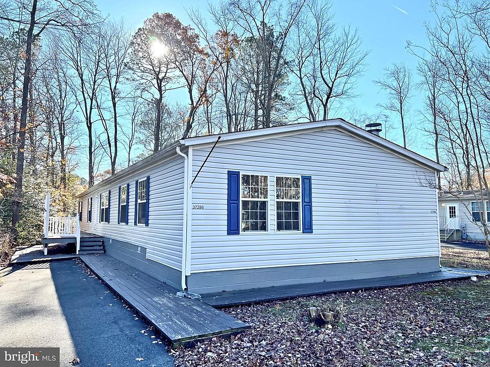 1st image of 37286 Carolina Dr
