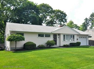 117 Elder Ave, Riverside, RI 02915