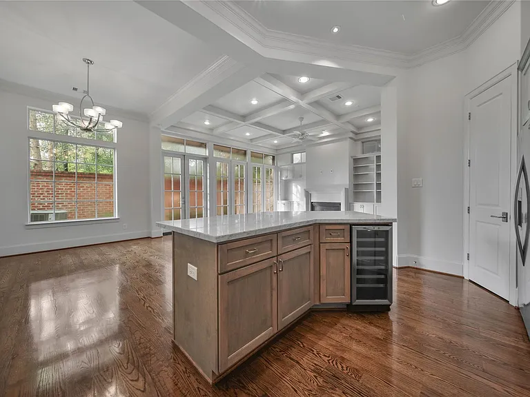 42 Wooded Park Pl — Photo 7