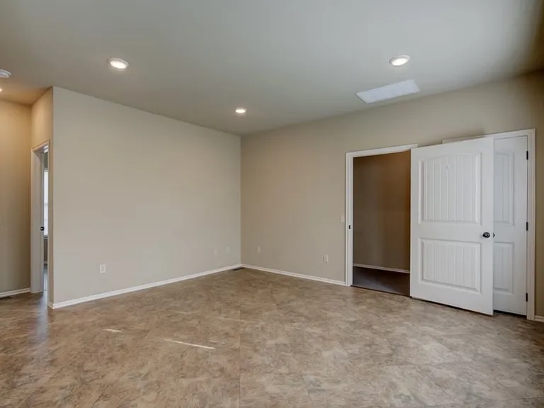 204 W Stonebrook St #204 — Photo 10