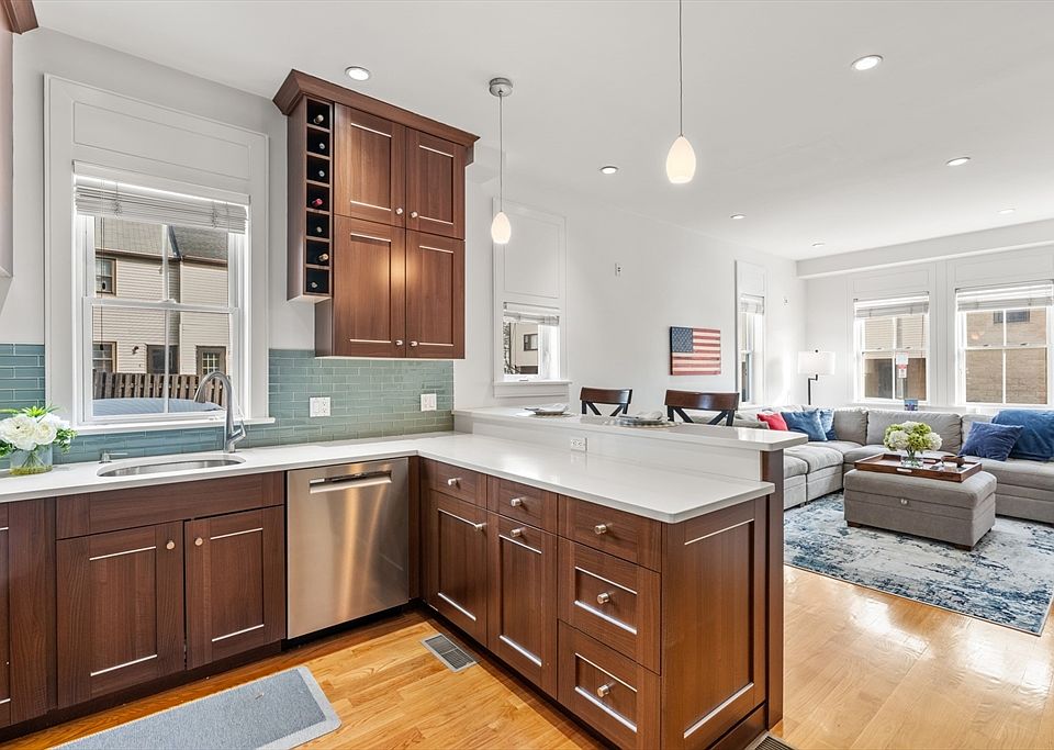 1st image of 250 C St #4