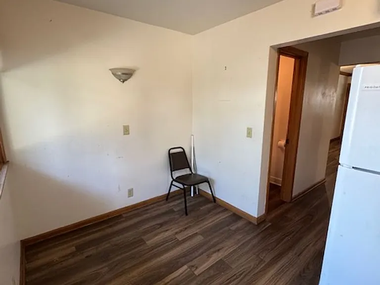 816 E Gorham St — Photo 3
