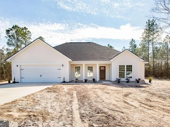 4863 Stanfield Cir, Blackshear, GA 31516