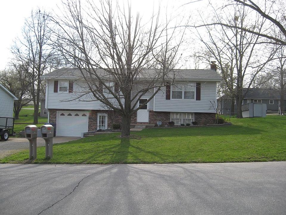 1st image of 146 Brown St