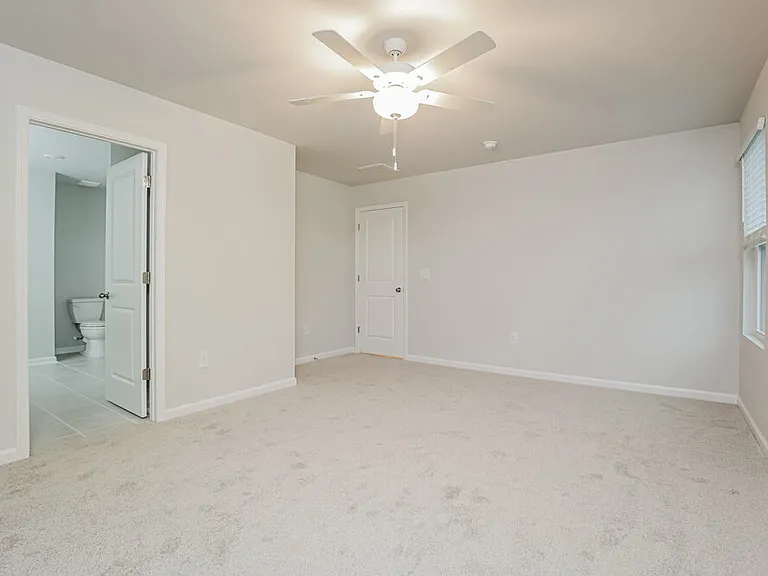 448 Hallingsfield Way — Photo 11