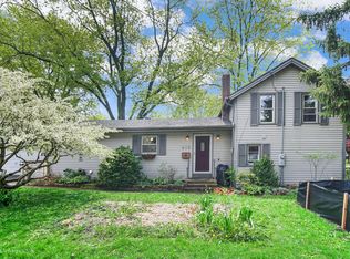 504 S Prairie St, Batavia, IL 60510