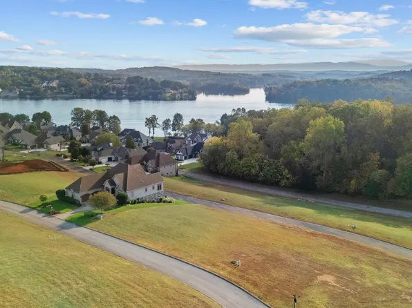 220 Grandville Ct, Vonore, TN 37885