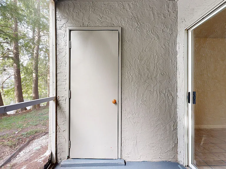 Altamira Place Apartment Homes — Photo 145
