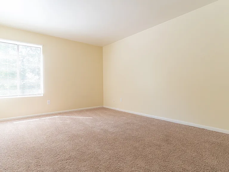 4353 Heritage Dr — Photo 7