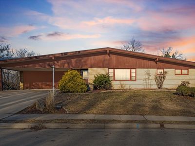 2857 Northridge Dr, Dubuque, IA, 52001