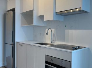 195 Redpath Ave #1813, Toronto, ON M4P0E4