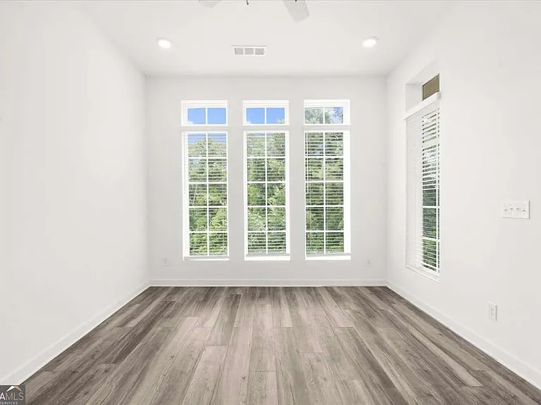 205 Devore Rd — Photo 15