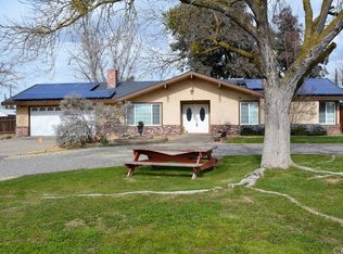 18711 Smithwood Dr, Madera, CA 93638