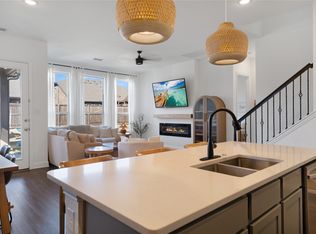 1501 White Water Way, Aubrey, TX 76227