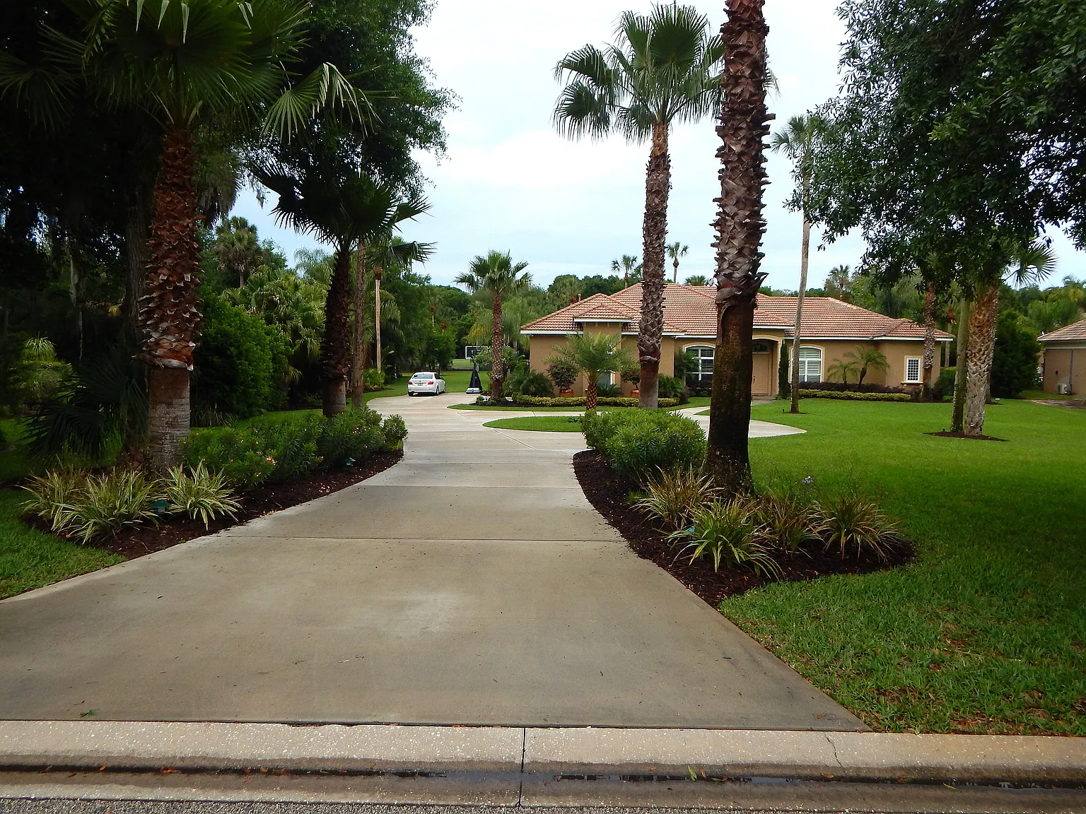 327 W Gimber Ct photo 1