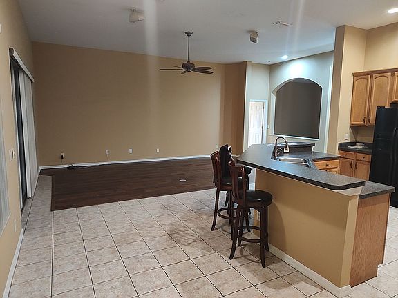 4th image of 2830 Duncan Tree Cir