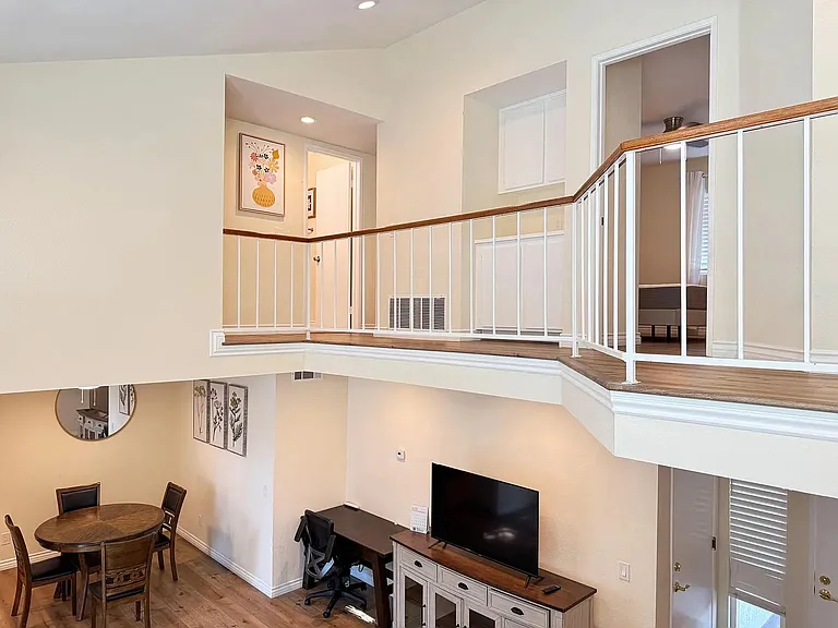 1419 Millcreek — Photo 10