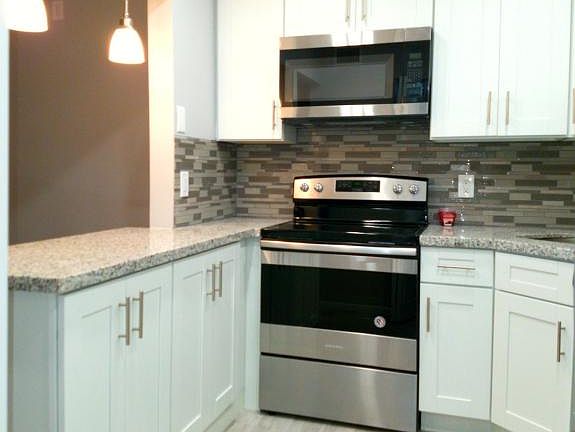 3rd image of 422 Pine Glen Ln APT B-1