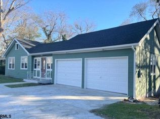 117 E Wyoming Ave, Absecon, NJ 08201