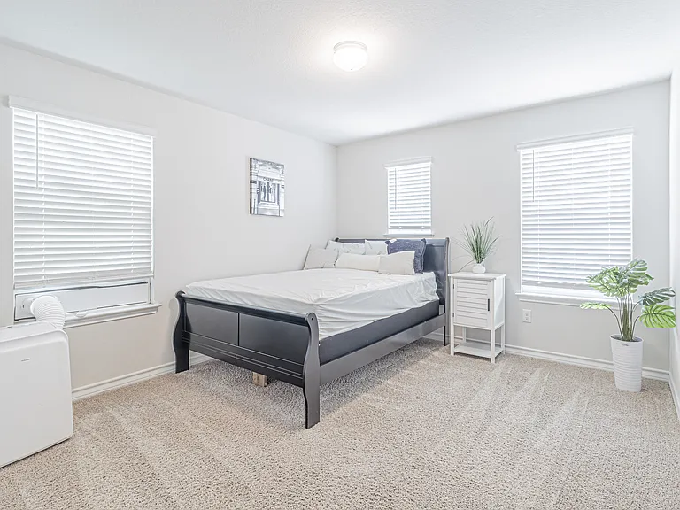 7019 Capella Cir — Photo 20