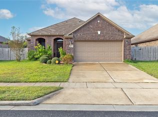 6013 Tapestry Dr, Corpus Christi, TX 78414