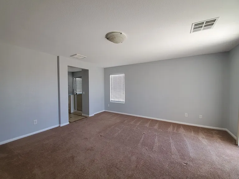 11077 Crystal Crest Ct — Photo 13