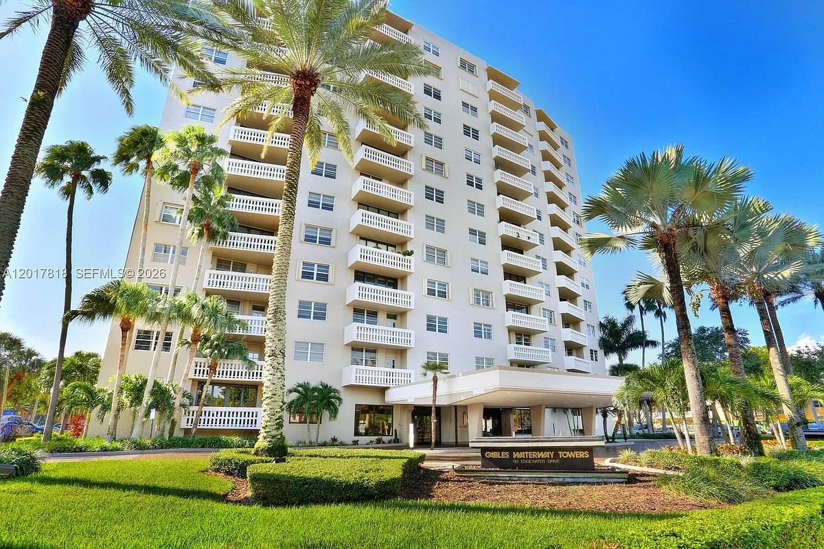 Building Photo - 90 Edgewater Dr #525