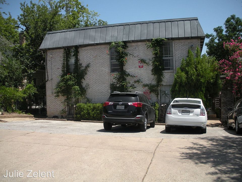 1st image of 1112 W 11th St APT 204