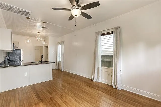 517 General Taylor St — Photo 3