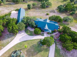 201 Landmark Rd, Kerrville, TX 78028