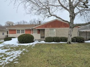 5045 Ruby Ave, Racine, WI 53402