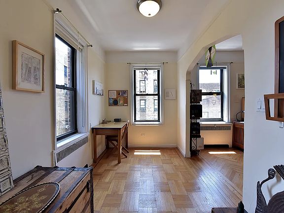4th image of 687 W 204th St APT 4D