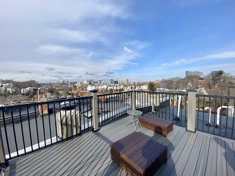 11 Highland Park Ave #2A — Photo 22