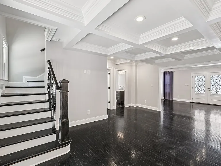 725 N 2nd St — Photo 32
