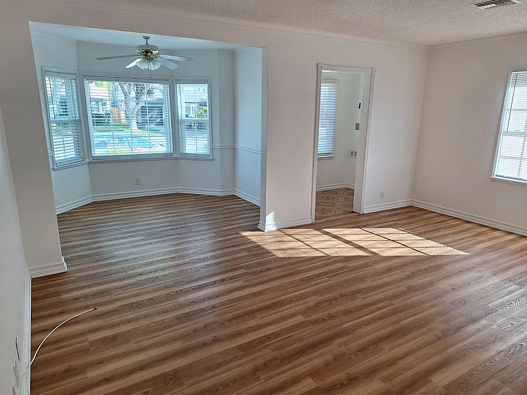 1731 N Lincoln St — Photo 12