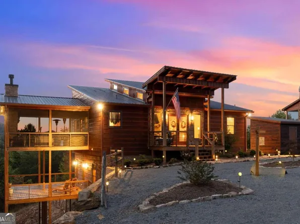 50 Kensington Dr, Mineral Bluff, GA 30559