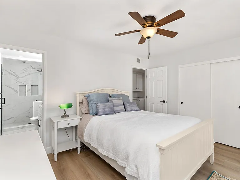 719 Calle Camisa — Photo 24