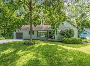 8325 Sagamore Rd, Leawood, KS 66206