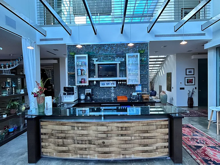 custom bar,