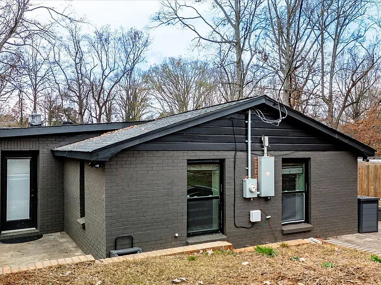 19 Granada Dr — Photo 23